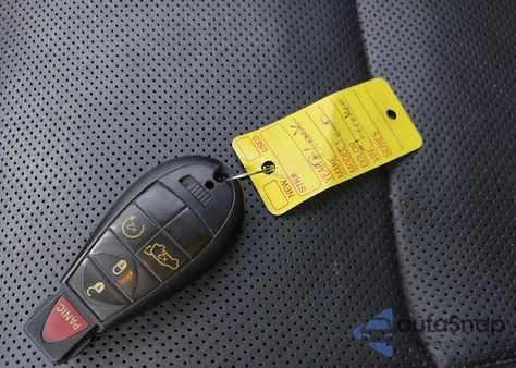 2012 Jeep Grand Cherokee Overland из США, поврежденный, VIN 1C4RJFCG7CC199616